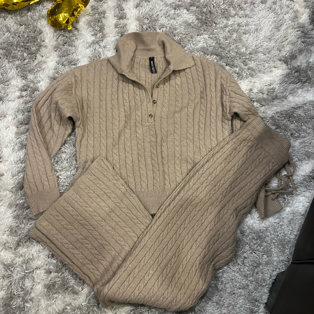Beige Cable Knit Sweater Outfit
